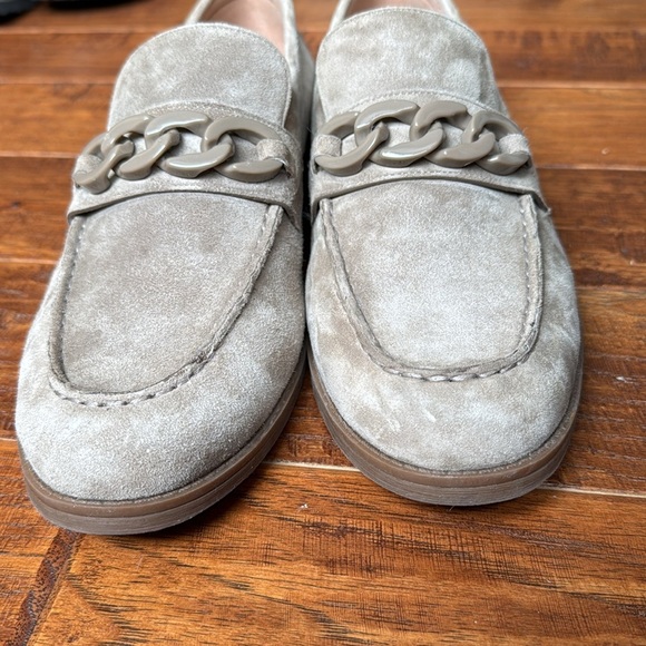Cole Haan Women’s Stassi Suede Chain Loafers, size 9 - Picture 8 of 9